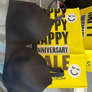 Tommy JOhn Bra new w/o tags. Blue 36D runs small